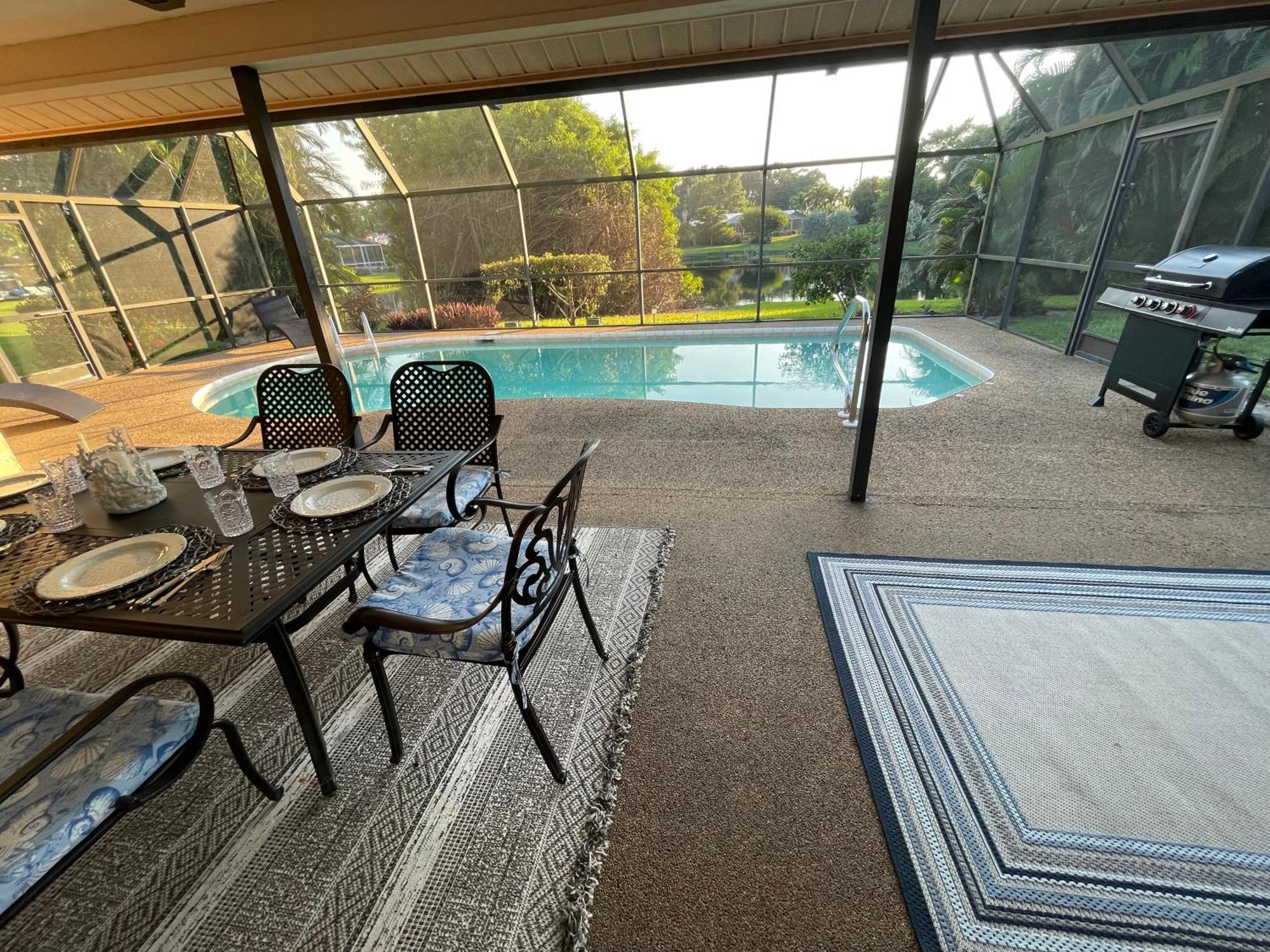 Pool Home With A New Sparkling Pool, Close To Beach, Lovely Lake View Naples Ngoại thất bức ảnh