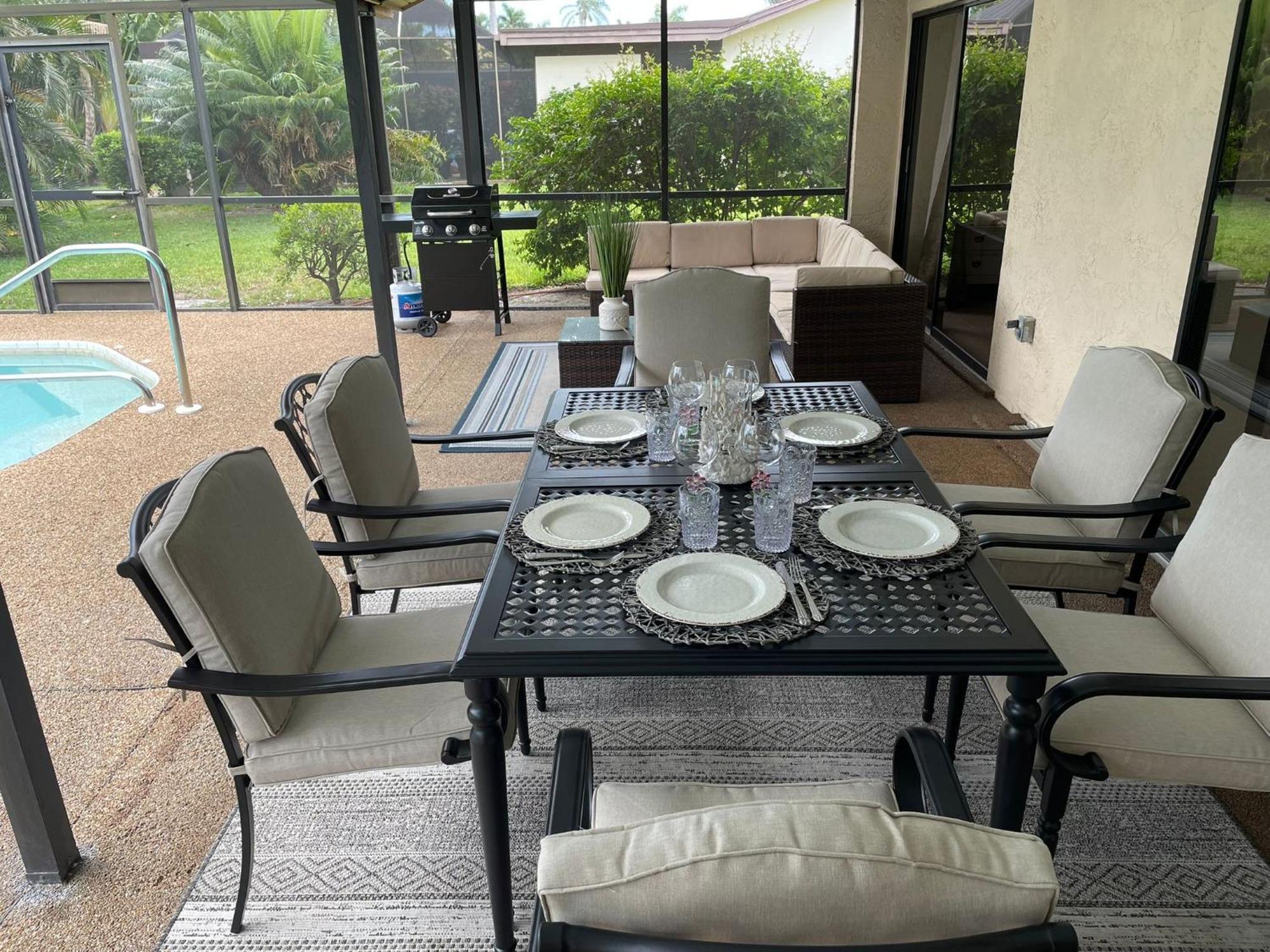 Pool Home With A New Sparkling Pool, Close To Beach, Lovely Lake View Naples Ngoại thất bức ảnh